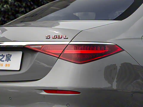 2024�� AMG S 63 L E Performance �׷��ر��