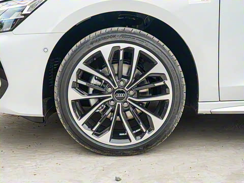 2025�� A3L Limousine 35TFSI �ɳ������� +������ѡ��