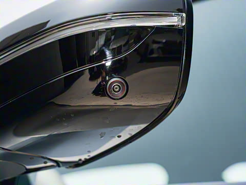 2025�� eDrive 40 L 50����������