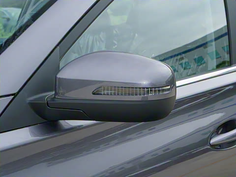 2025�� 1.5L �ֶ�׿Խ��