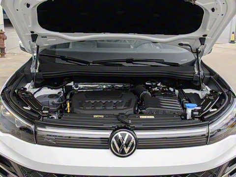 2025�� PRO 380TSI ���� R-Line �����