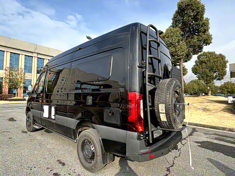 2025�� ������