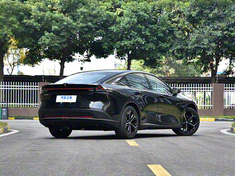 2024�� 300Max���̰�