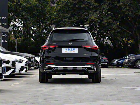 2025�� �Ŀ� GLC 300 L 4MATIC ������ 5��