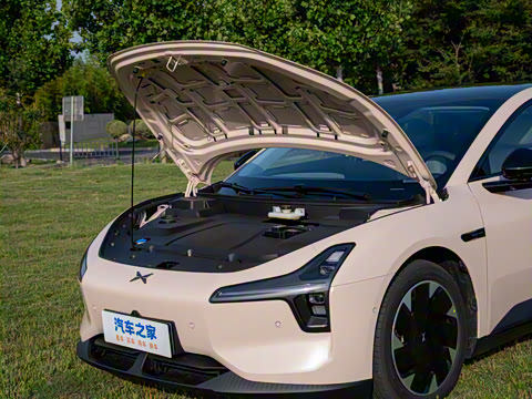 2025�� 600 �������� Max