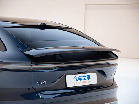 2025�� 102kWh �׷�������