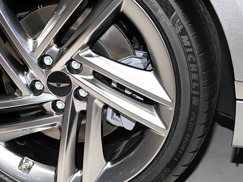 2024�� 2.5T �����콢��