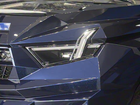 2025�� M900 ������