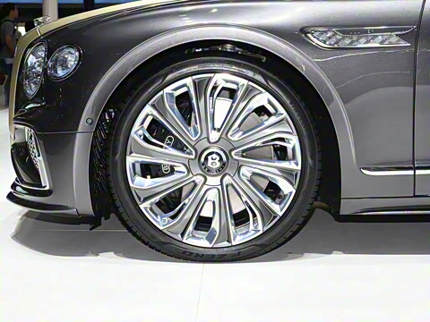 2024�� 4.0T V8 Mulliner