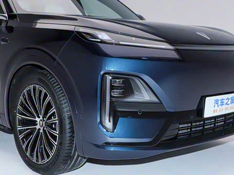 2025�� ����Ultra+ �߶���