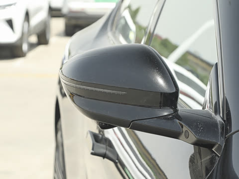 2025�� �Ŀ� Max�����