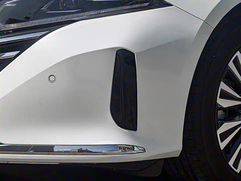 2022�� 2.0L XL-Upr ������