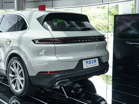 2025�� Cayenne 3.0T ���ΰ�