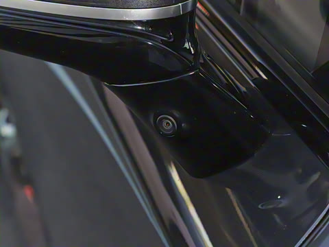 2025�� 700 Ultra�������������״��