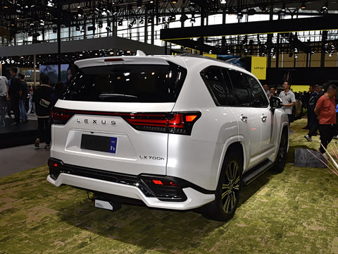 2025�� 700h ����