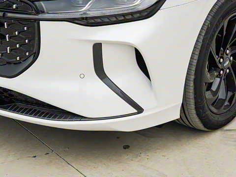 2025�� 2.0T ���л춯��