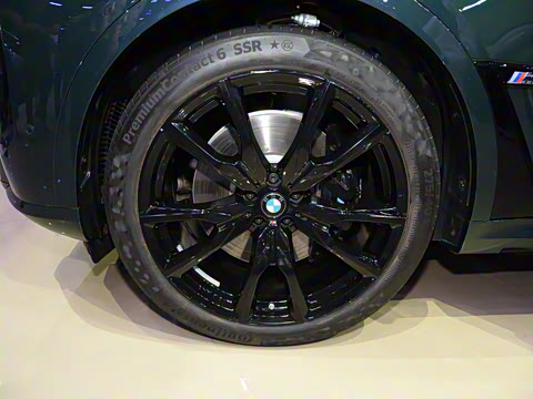 2024�� xDrive M60i