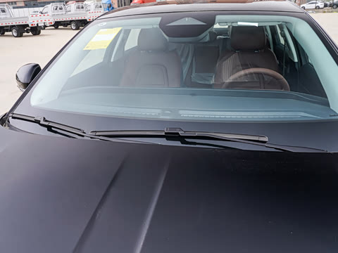 2025�� 2.0T ���л춯��