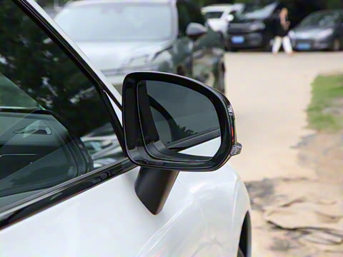 2025�� B5 ������Զ�˶���