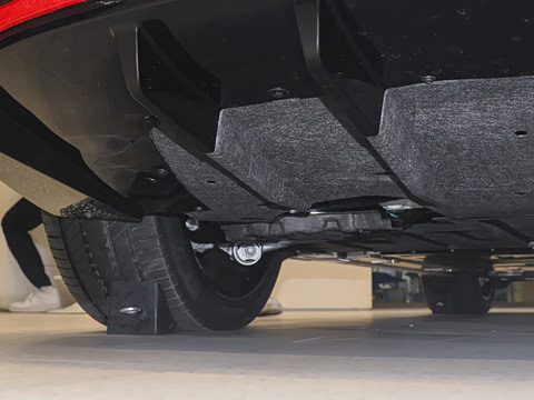 2025�� 75kWh Touring