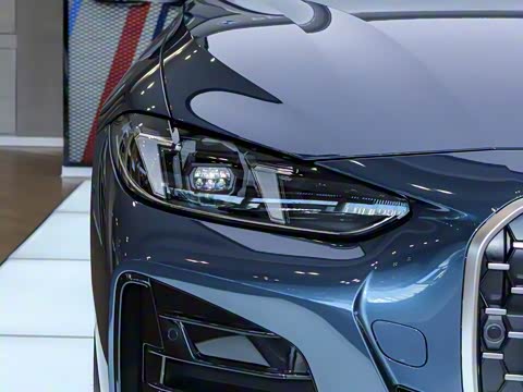 2024�� 425i M�˶���װ