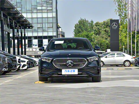 2025�� E 300 L �����˶���