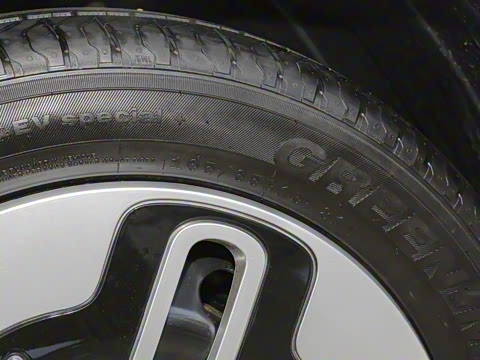 2025�� Mate 410km׷���