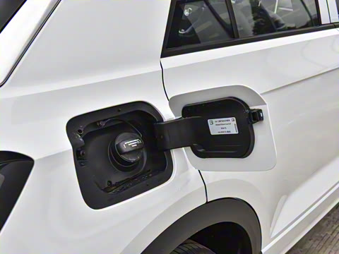 2025�� �Ŀ� 300TSI DSG�����ǹ��