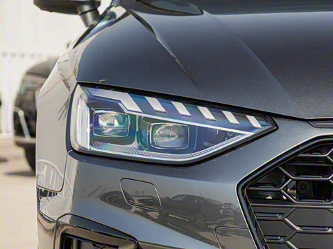 2025�� S4 Avant 3.0TFSI