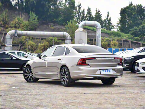 2025�� B5 ��Զ������