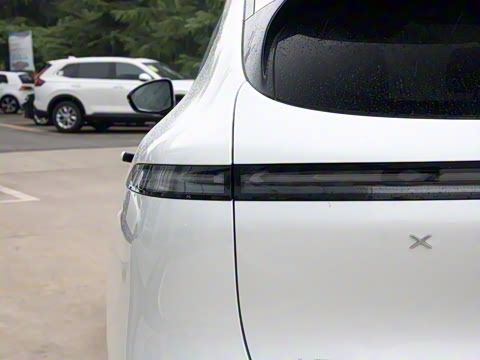 2023�� 755 �������� Max