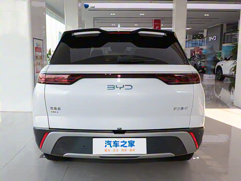 2024�� ��ҫ�� DM-i 205KM �콢��