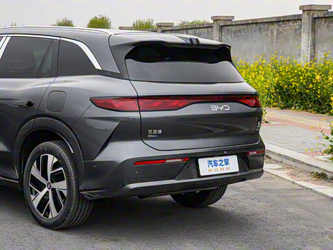 2025�� DM 215KM�����״��콢��