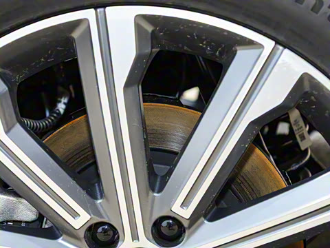 2025�� 2.0T ��������� 5��