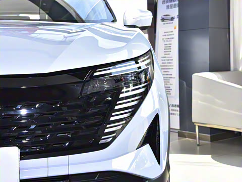 2025�� ���� 2.0L CVT XV���İ�