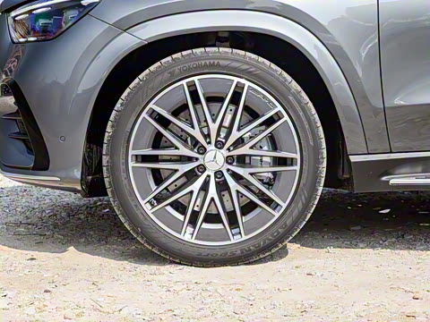 2025�� AMG GLE 53 4MATIC+