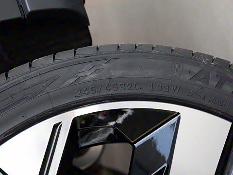 2025�� EcoBoost 170 ������PLUS