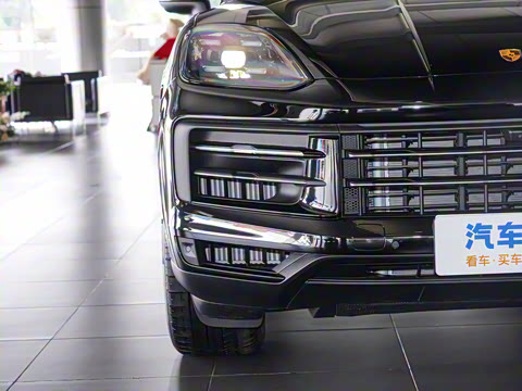 2025�� Cayenne 3.0T