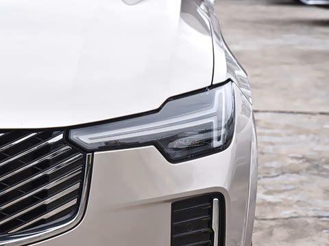 2025�� �Ŀ� B6 ��Զ������ 6��