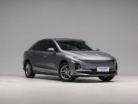 2025�� 610km PLUS