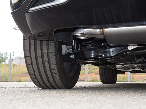 2024�� 35 TFSI RS�׼�ȼ����