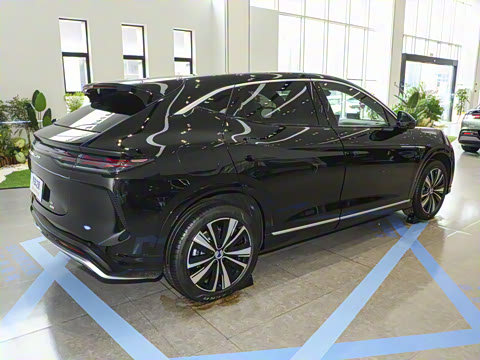 2025�� 702 �Ǽ�˫�������ٰ�