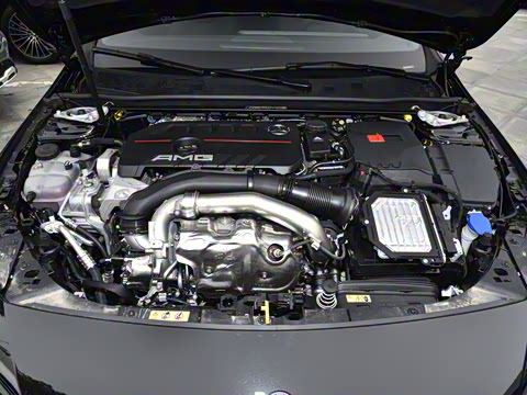 2025�� AMG CLA 35 4MATIC