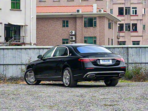 2025�� S 680 4MATIC