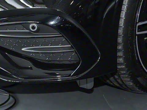 2024�� E 300 ʱ�����˶���