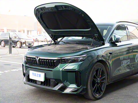 2025�� 318 259km ����̽����