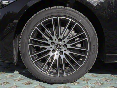 2025�� C 260 L �˶���