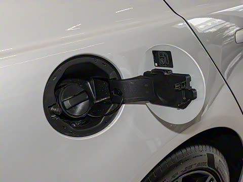 2025�� 2.0T 250PS R-DYNAMIC 90�����ذ�