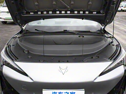 2025�� 560PRO 185kW