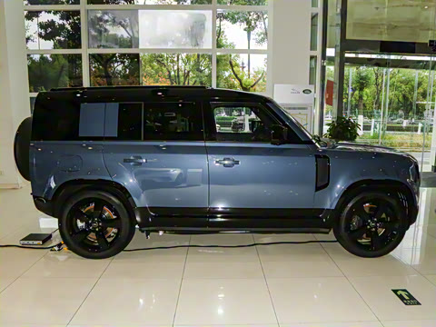 2025 110 3.0T P400 X-Dynamic HSE